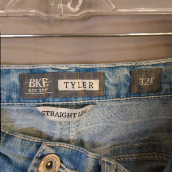 BKE Tyler Jeans Mens 32 R Blue Light Wash Western Straight Stretch - Picture 2 of 10